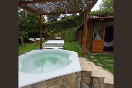 Casa para alugar com 385m², 5 quartos e 3 vagasÁrea externa