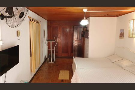Casa para alugar com 385m², 5 quartos e 3 vagasQuarto