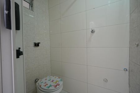Casa à venda com 100m², 2 quartos e 1 vagaBanheiro