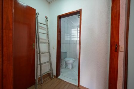 Casa à venda com 100m², 2 quartos e 1 vagaCorredor
