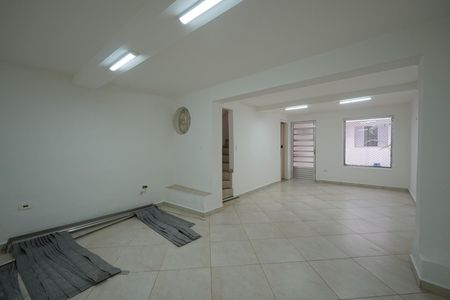 Casa à venda com 100m², 2 quartos e 1 vagaSalão 