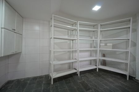 Casa à venda com 100m², 2 quartos e 1 vagaÁrea de Serviço