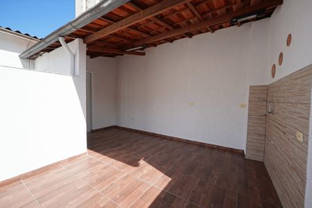 Casa à venda com 100m², 2 quartos e 1 vagaÁrea de Serviço