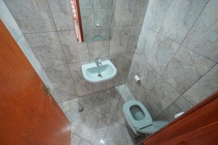 Casa à venda com 100m², 2 quartos e 1 vagaLavabo