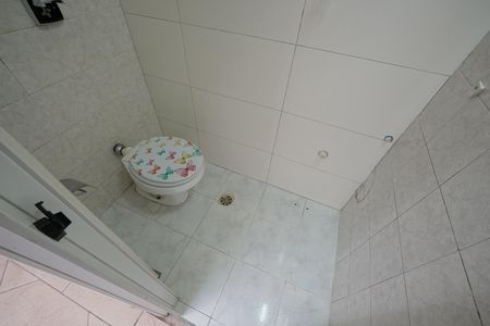 Casa à venda com 100m², 2 quartos e 1 vagaBanheiro