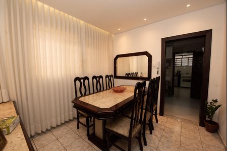 Copa de casa para alugar com 2 quartos, 80m² em Darcy Vargas, Belo Horizonte