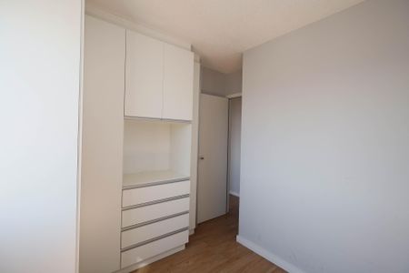 Apartamento para alugar com 53m², 3 quartos e 1 vagaQuarto 2