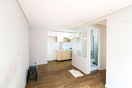 Sala / Cozinha de apartamento para alugar com 2 quartos, 41m² em Jardim Germania, São Paulo