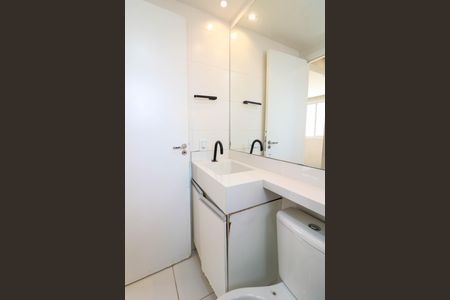 Apartamento para alugar com 41m², 2 quartos e sem vagaBanheiro
