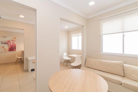 Apartamento à venda com 41m², 2 quartos e sem vaga Apartamento à venda com 41m², 2 quartos e sem vagaÁrea comum - Salão de festas 2