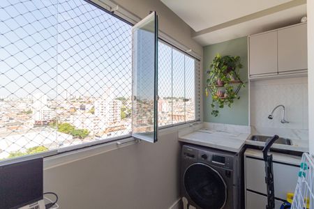 Apartamento à venda com 45m², 2 quartos e 1 vaga Apartamento à venda com 45m², 2 quartos e 1 vagaÁrea de serviço