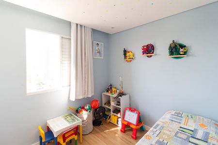 Quarto 1 de apartamento à venda com 2 quartos, 45m² em Km 18, Osasco