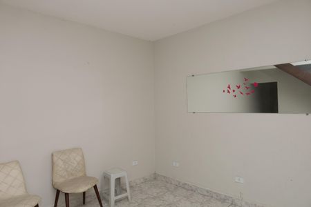 Casa para alugar com 173m², 3 quartos e 2 vagasSala