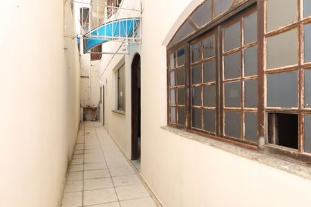 Casa para alugar com 173m², 3 quartos e 2 vagasCorredor