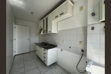 Apartamento à venda com 57m², 2 quartos e 1 vaga Apartamento à venda com 57m², 2 quartos e 1 vagaCozinha