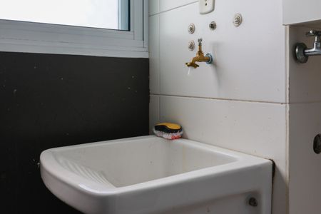Área de Serviço de apartamento para alugar com 2 quartos, 50m² em Vila Andrade, São Paulo