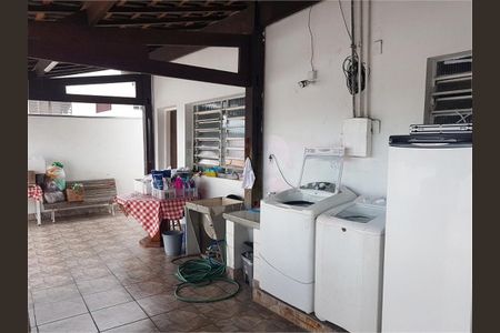 Casa à venda com 172m², 3 quartos e 4 vagas