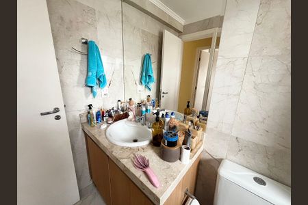 Apartamento à venda com 92m², 2 quartos e 2 vagasBanheiro