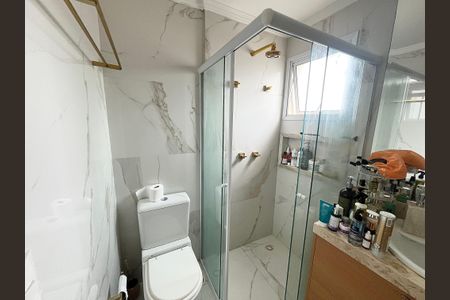 Apartamento à venda com 92m², 2 quartos e 2 vagasBanheiro suíte 