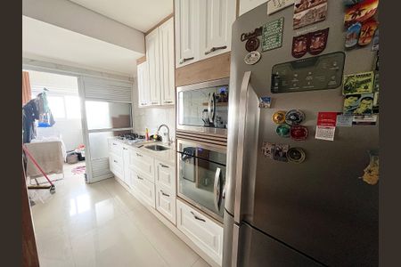 Apartamento à venda com 92m², 2 quartos e 2 vagasCozinha