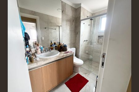 Apartamento à venda com 92m², 2 quartos e 2 vagasBanheiro