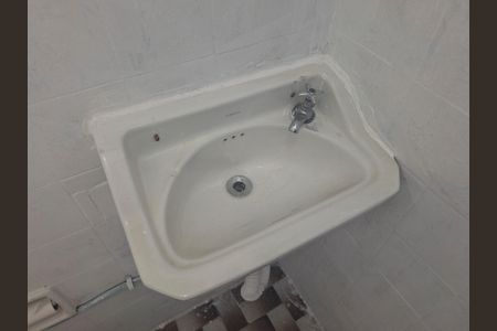 Casa para alugar com 40m², 1 quarto e sem vagaBanheiro