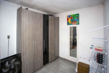 Casa à venda com 75m², 4 quartos e sem vagaQuarto 3