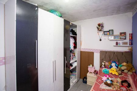 Casa à venda com 75m², 4 quartos e sem vagaQuarto 2