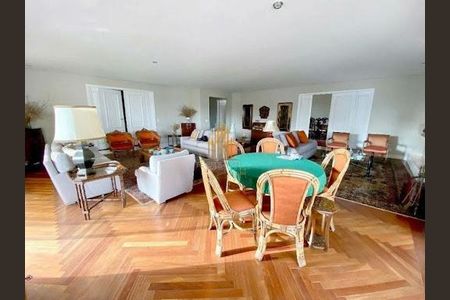 Apartamento à venda com 3 quartos, 312m² em Santa Cecilia, São Paulo