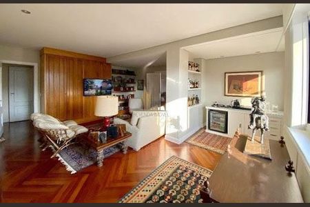 Apartamento à venda com 3 quartos, 312m² em Santa Cecilia, São Paulo