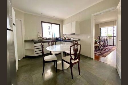 Apartamento à venda com 3 quartos, 312m² em Santa Cecilia, São Paulo