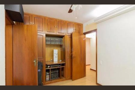 Apartamento à venda com 6 quartos, 227m² em Planalto Paulista, São Paulo
