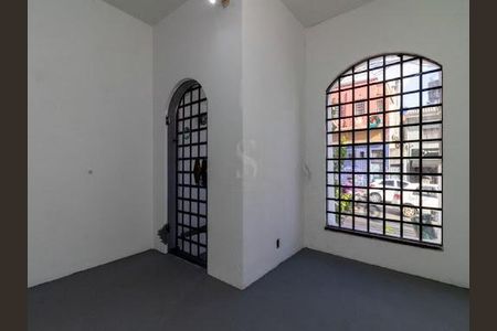 Casa à venda com 2 quartos, 190m² em Vila Madalena, São Paulo
