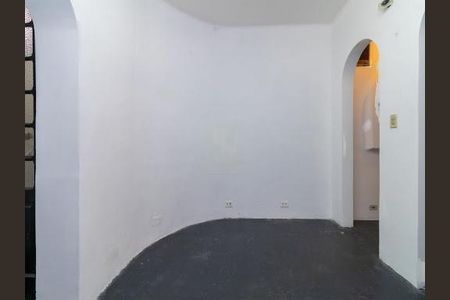 Casa à venda com 2 quartos, 190m² em Vila Madalena, São Paulo