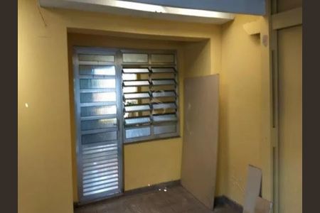 Casa à venda com 4 quartos, 300m² em Vila do Encontro, São Paulo