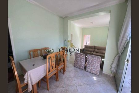 Casa à venda com 5 quartos, 207m² em Renascença, Belo Horizonte