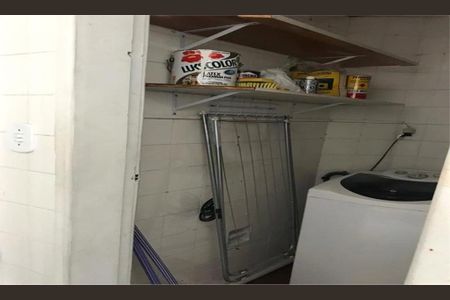 Apartamento à venda com 77m², 1 quarto e sem vaga