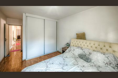 Casa para alugar com 135m², 3 quartos e 2 vagasSuíte