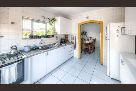 Casa para alugar com 135m², 3 quartos e 2 vagasCozinha