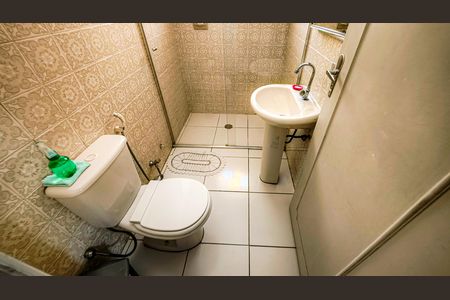 Casa para alugar com 135m², 3 quartos e 2 vagasBanheiro da Suíte