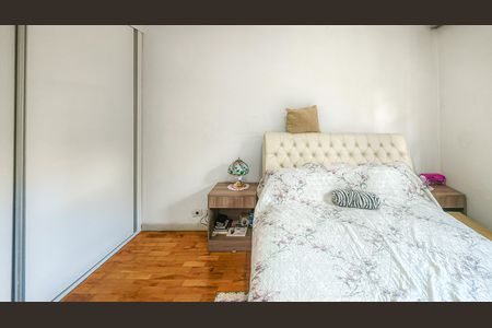 Casa para alugar com 135m², 3 quartos e 2 vagasSuíte