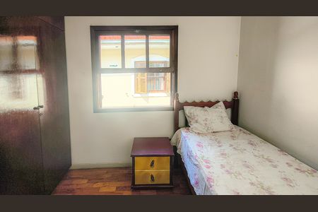 Casa para alugar com 135m², 3 quartos e 2 vagasQuarto 2