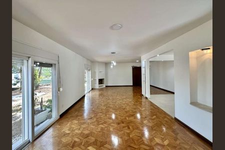 Foto 16 de casa para alugar com 8 quartos, 444m² em Granja Viana, Cotia
