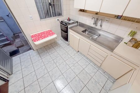 Casa para alugar com 300m², 4 quartos e 1 vagaCozinha