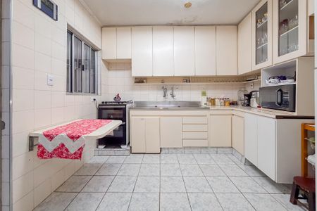 Casa para alugar com 300m², 4 quartos e 1 vagaCozinha