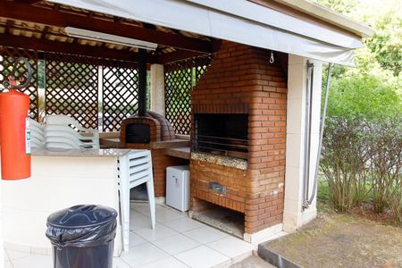 Apartamento à venda com 57m², 2 quartos e 1 vaga Apartamento à venda com 57m², 2 quartos e 1 vagaÁrea comum - Churrasqueira