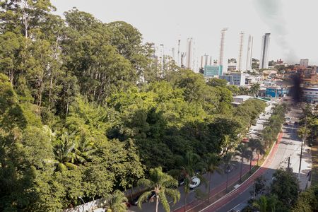 Apartamento à venda com 57m², 2 quartos e 1 vaga Apartamento à venda com 57m², 2 quartos e 1 vagaVista da Sacada