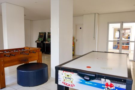 Apartamento à venda com 57m², 2 quartos e 1 vaga Apartamento à venda com 57m², 2 quartos e 1 vagaSala de Jogos