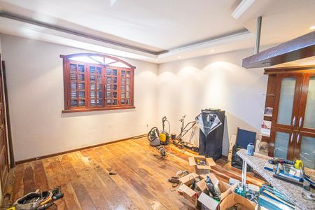 Sala de casa para alugar com 3 quartos, 360m² em Santa Terezinha, Belo Horizonte