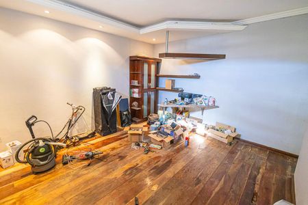 Sala de casa para alugar com 3 quartos, 360m² em Santa Terezinha, Belo Horizonte